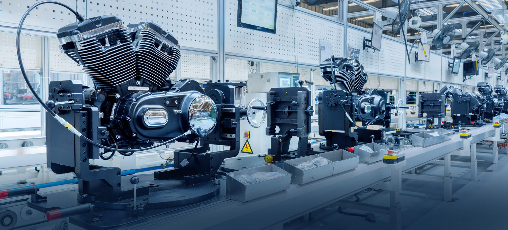 發(fā)動機(jī)生產(chǎn)線